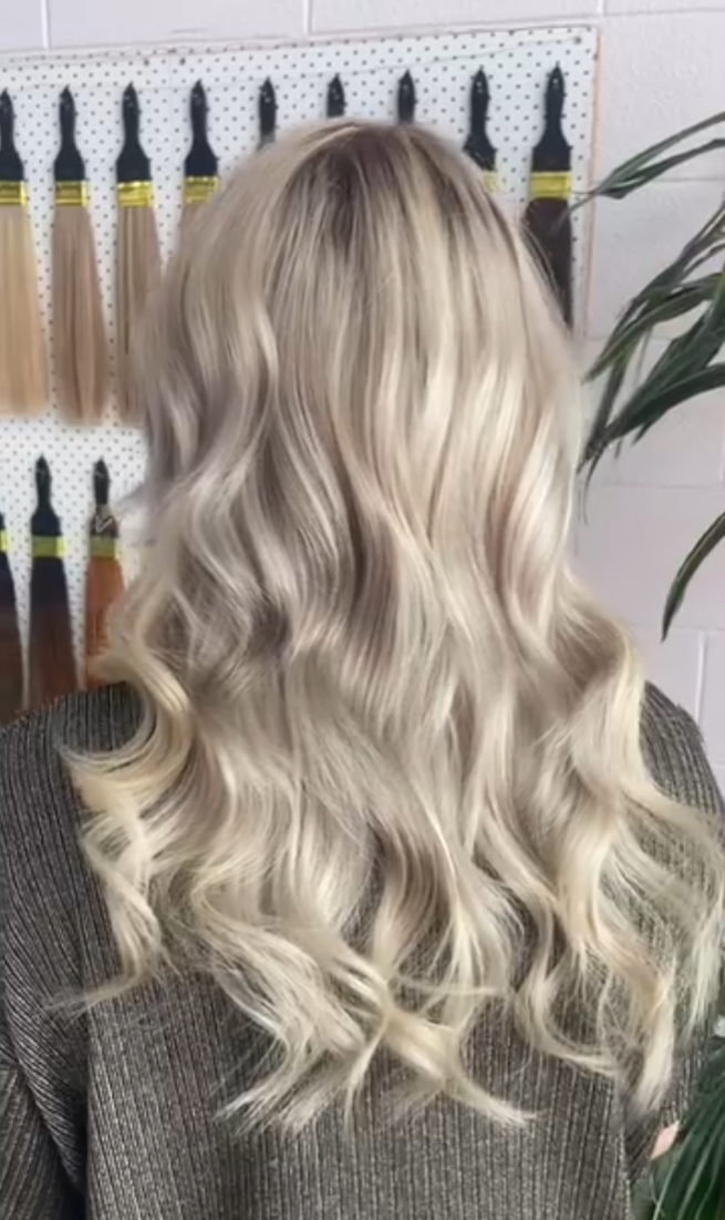 Icy blonde long style