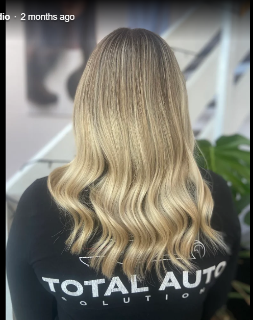 Honey blonde finish